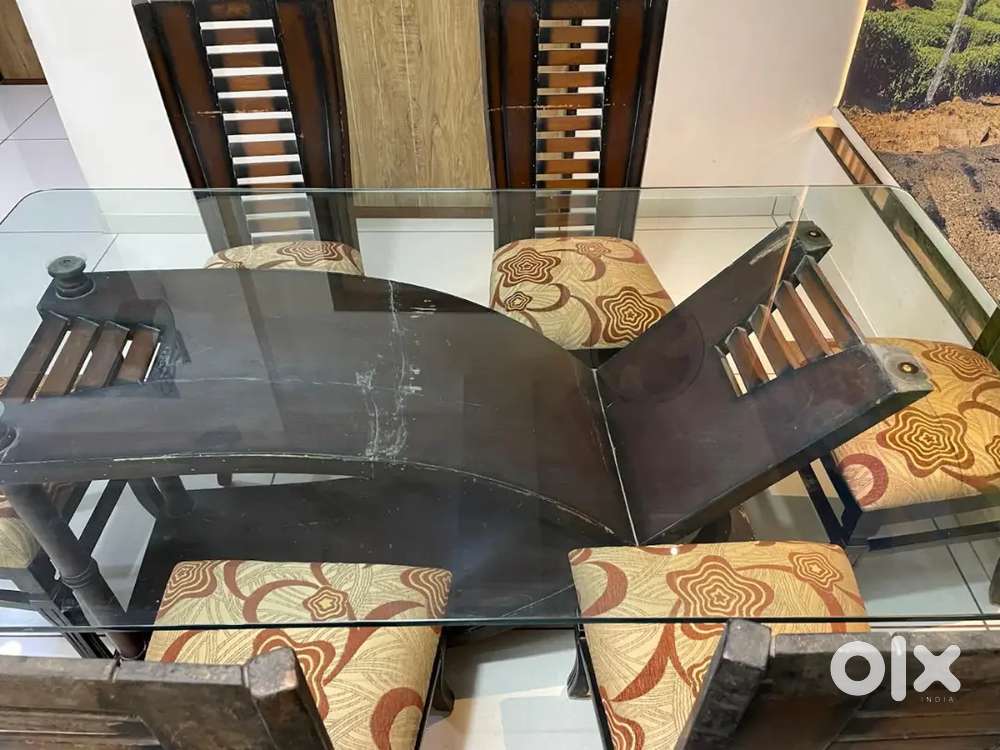 6 chair Dining Table