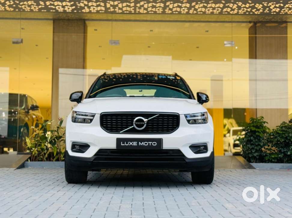 Volvo XC40 T4 R-Design, 2021, Petrol