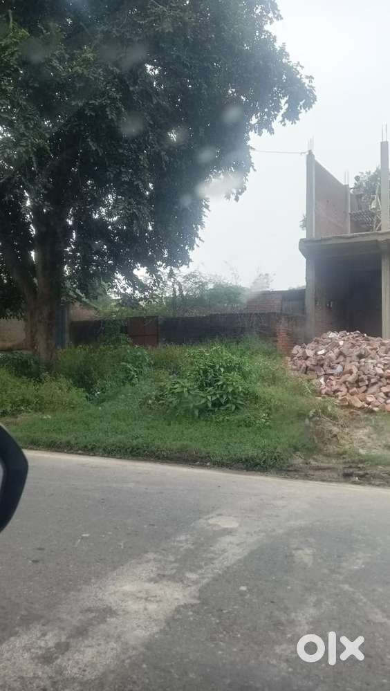 On road rakh ha bazar pratpgarh