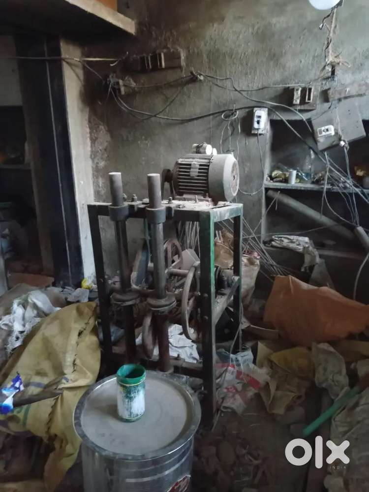 Aata chakki and mirchi kandan yantr