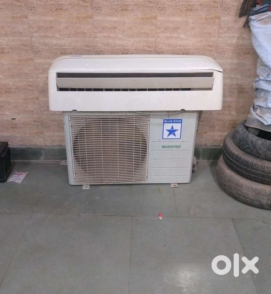Blue star 1.5 ton inverter AC splitin perfect condition very less used