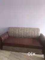 Sofa available 3 piece set(4 month old)