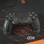 2 PS4 Controllers