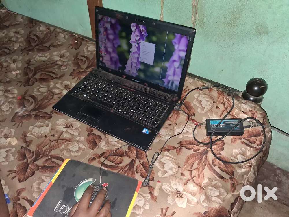 Laptop selling