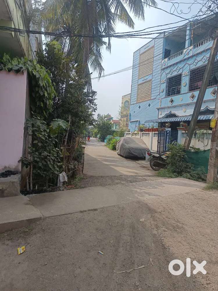 6 cent land for sale at yakmuru ready to build a independent house