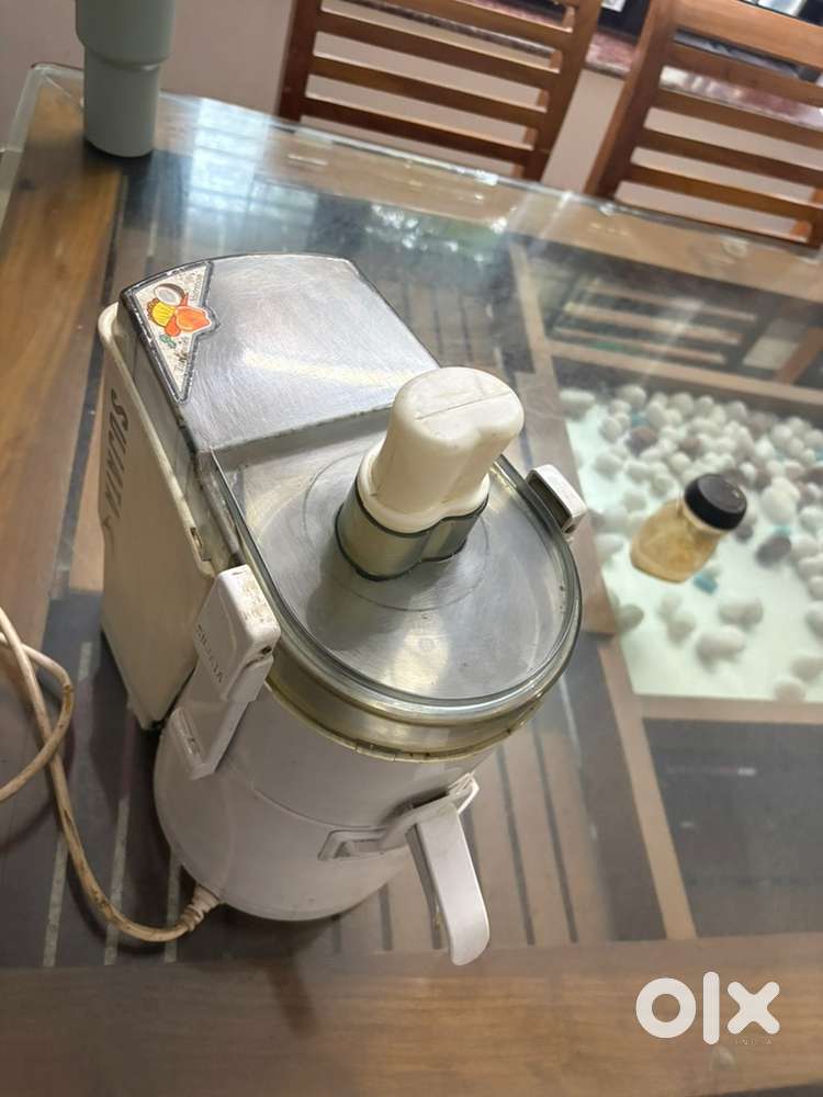 Sujatha juicer
