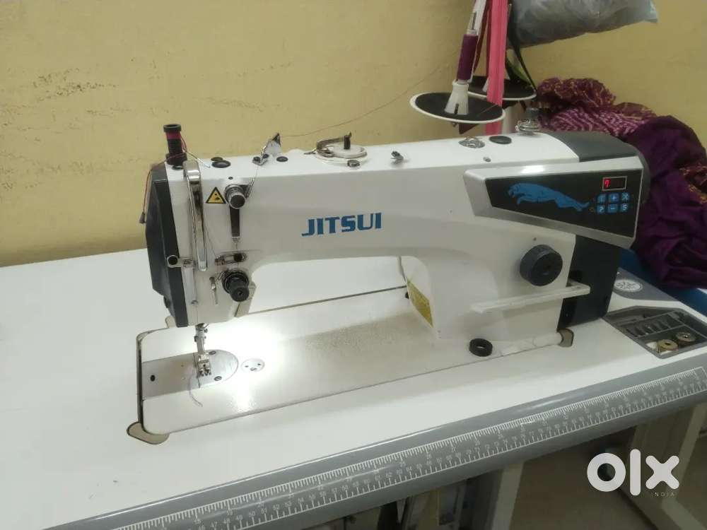 Jitsui sewing machine