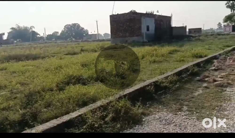 Airport chaurahe से matra 1.5 km pr rahne yogya plot