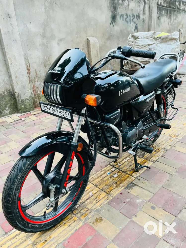 हीरो होंडा काला कलर