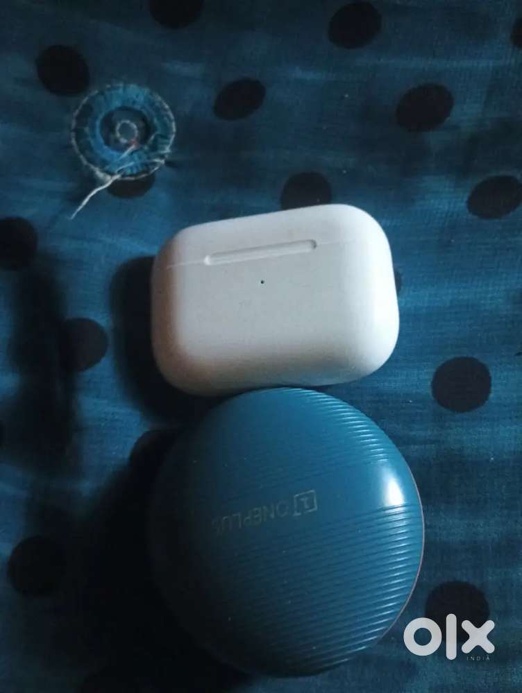 Original apple airboat or 1+ pluss