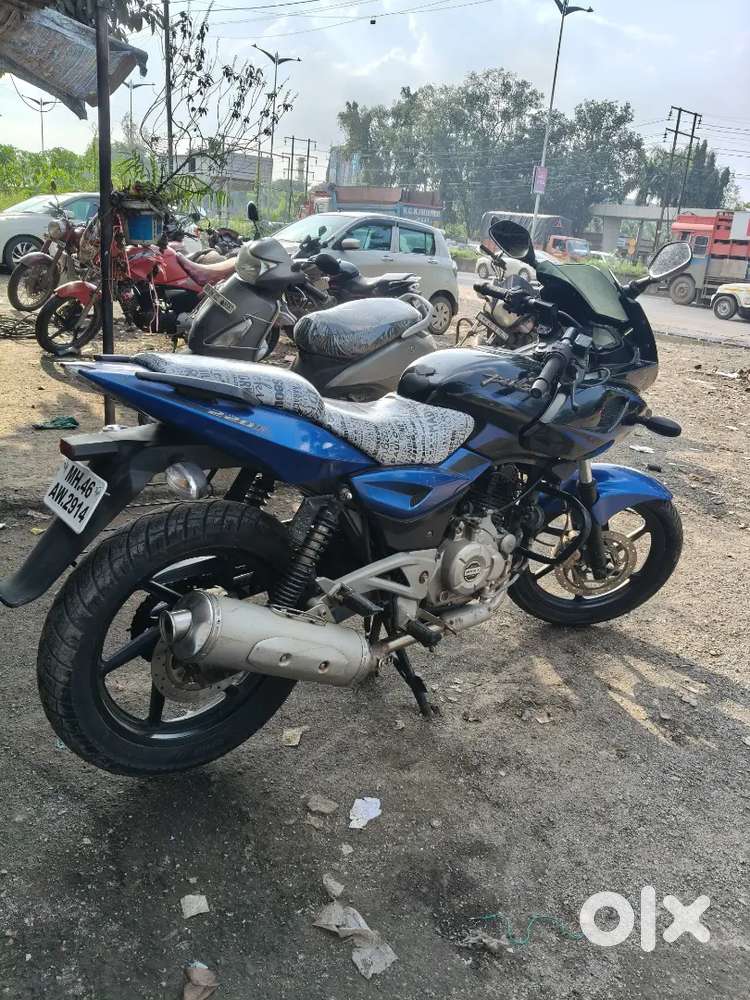 Pulsar 220 BS4 good condition self start bike