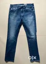 Adriano Goldschmied Slim Straight Blue Jeans.