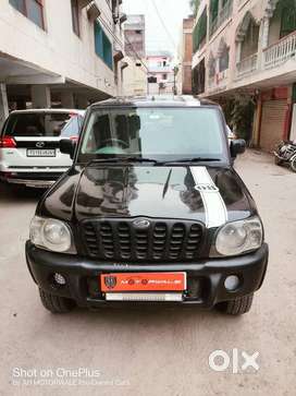 Mahindra Scorpio 2002-2013 2.6 GLX, 2004, Diesel