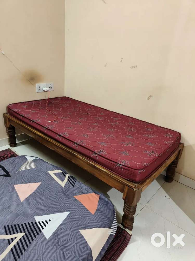 High-Quality Wooden Single Bed & Mattress for Sale