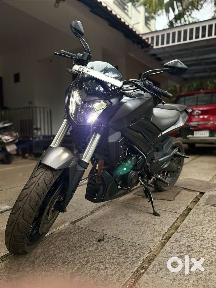 Dominar 400