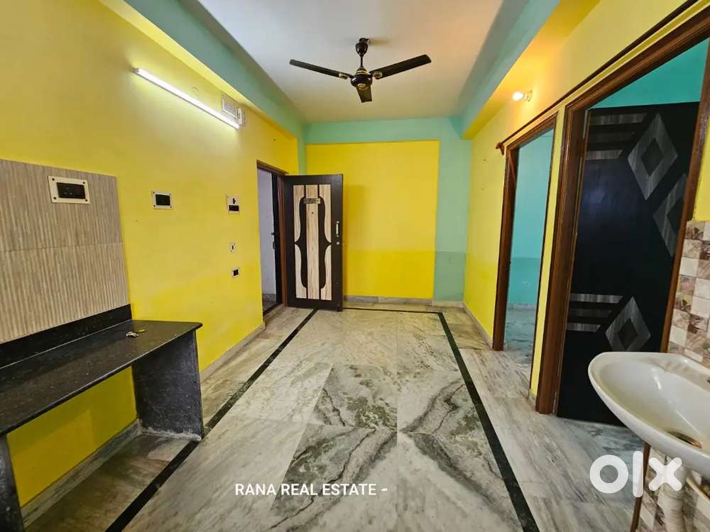 Brand new painted family friendly 2bhk flat rent in behala.