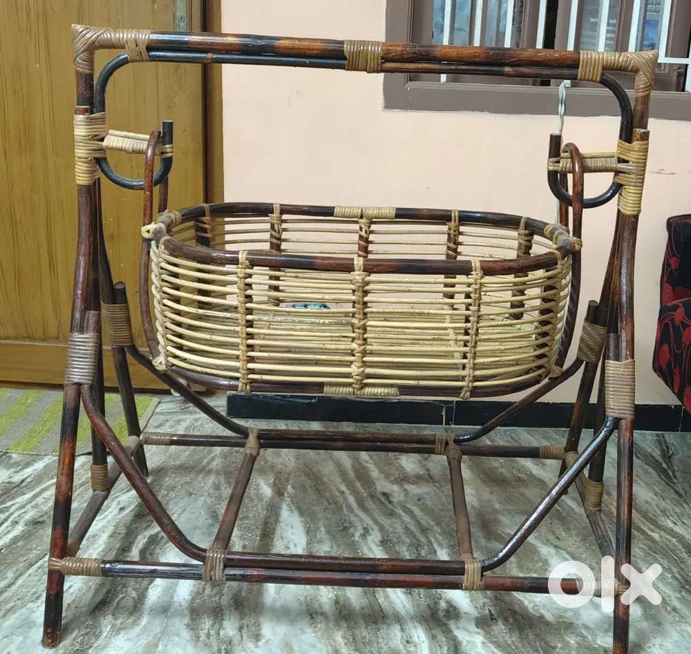 Royal Bamboo Cradle