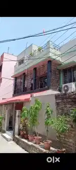 Indipendent property at prime location