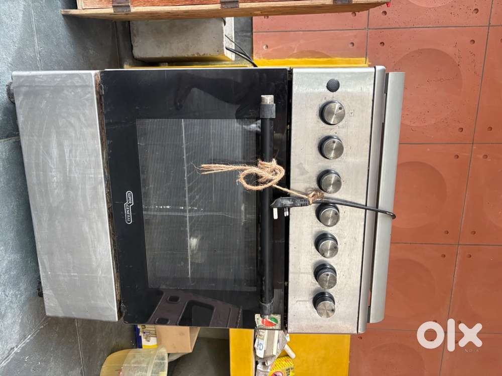 Cooking Range with Oven/ Gas stove