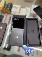 Motorola Razr 50 8/256gb grey