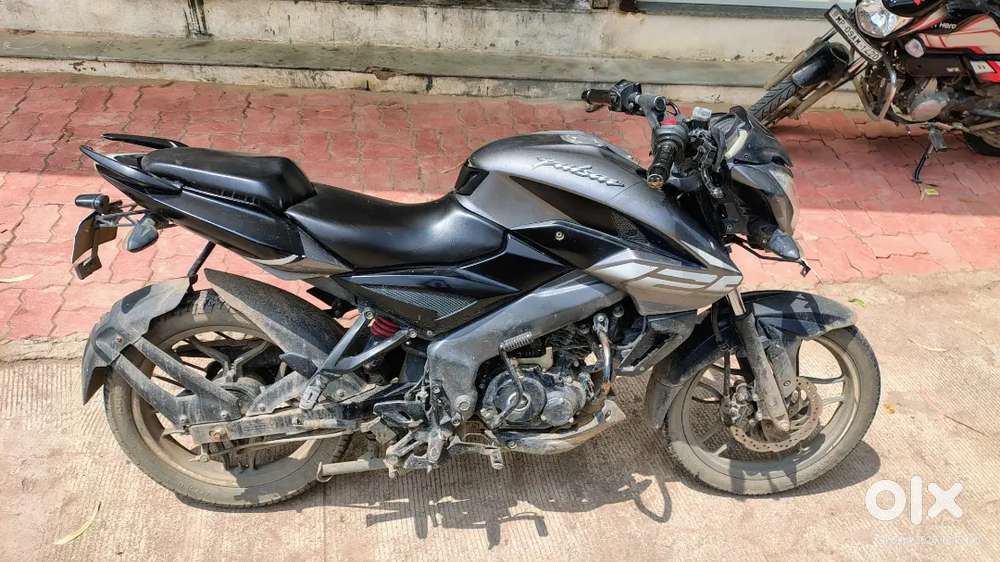 1 st owner bike All documents complete model 2021 km driven 36000