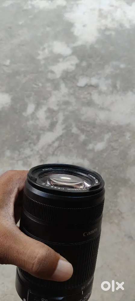 Canon 1200D