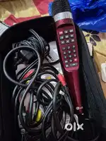 Karioke mic with inbuild speaker in new condition