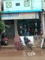 Running Footwear Shop for rent with material