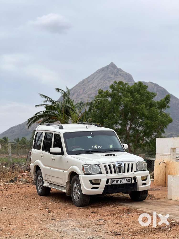 Mahindra Scorpio 2011 VLX topend