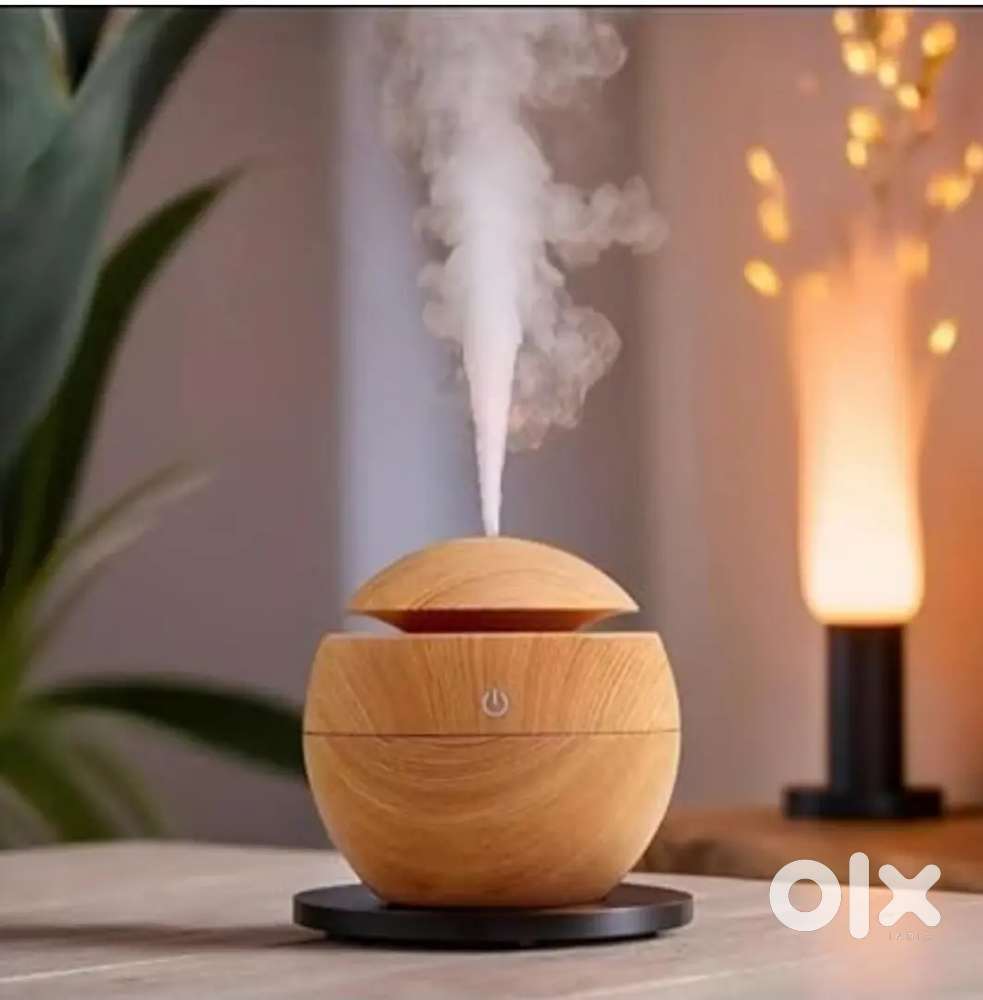 Wooden Look Aroma Diffuser  Humidifier + LED Room Freshener.