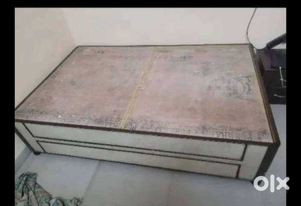 FULL PLYWOOD BED 6FT BY 4FT