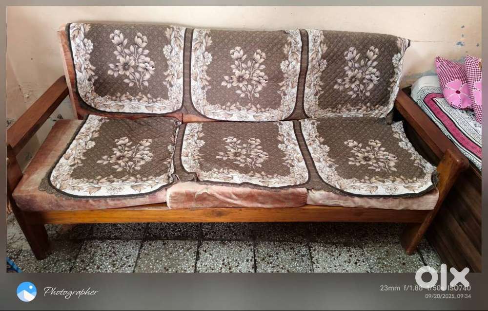 Sisam Wooden Sofa Set