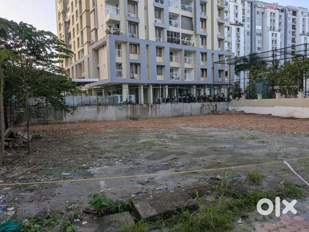 13 cent land for sale in kadavanthra