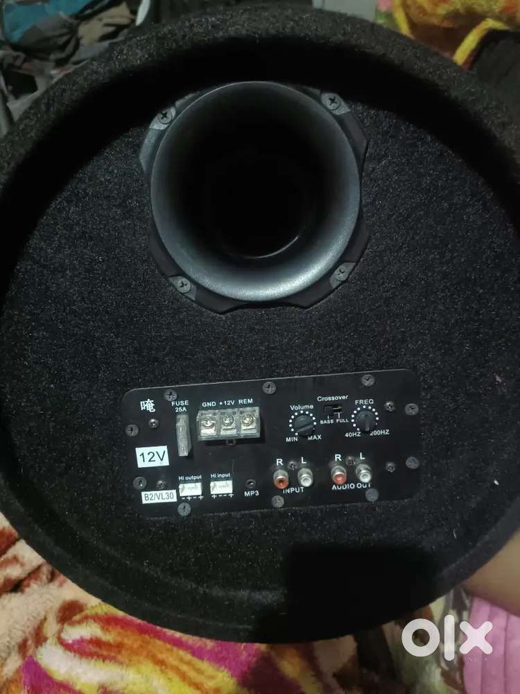 Branford 12 Bass Tube 1 Month Used  Scratchless Powerful Bass