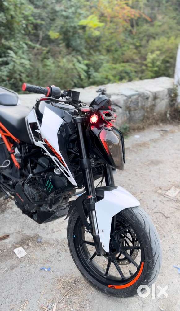 Duke250 2nd owner urgent sell A1 condition