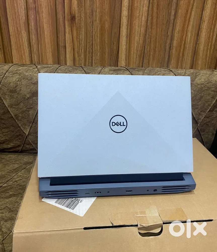 Dell 15 (2021) AMD Ryzen 7-5800H Gaming Laptop