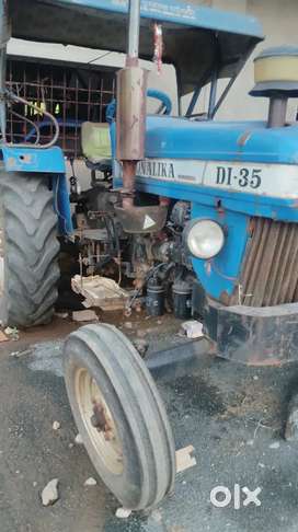 Mahindra Willys 2015 Diesel Well Maintained