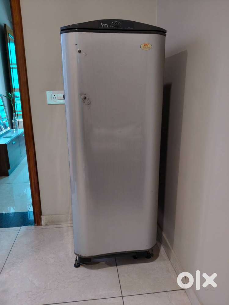 Godrej 250 litre single door