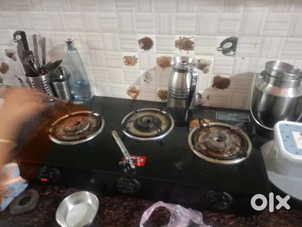 Prestige company ka gas chulha 3 burner