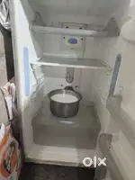 LG FRIDGE 250 liter