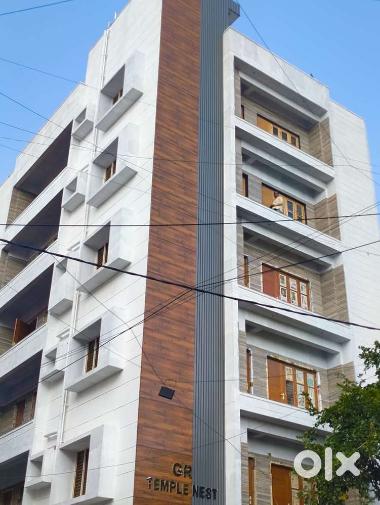 3BHK flat @ 25000000/-