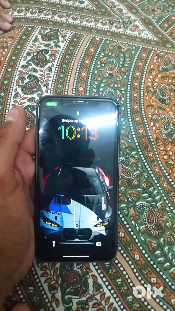 I phone 11 64gb ram