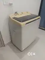 Samsung semi automatic washing machine