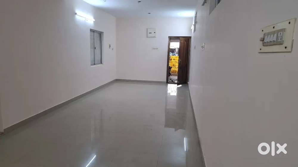 Hall Type Office Space For Rent in Kodambakkam at Trust Puram