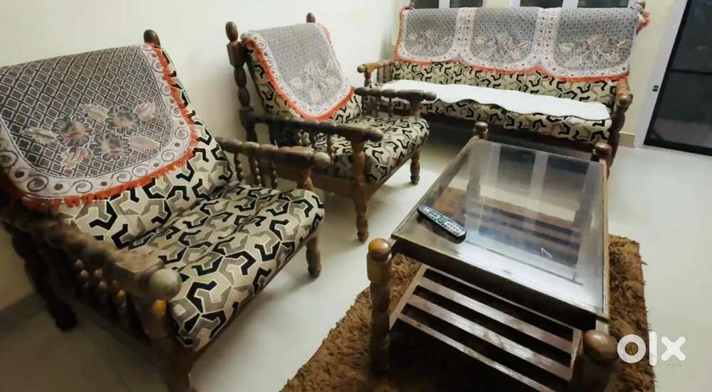 Fabric sofa 3+1+1 in coconut wood frame