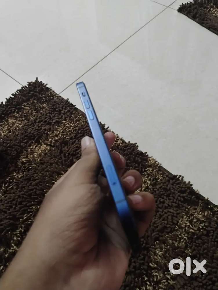Iphone 12/50percent battery /64gb