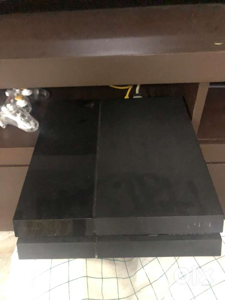 Ps4 500gb with games