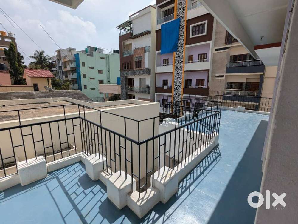 2 BHK well furnished apartment - East facing, quiet lane