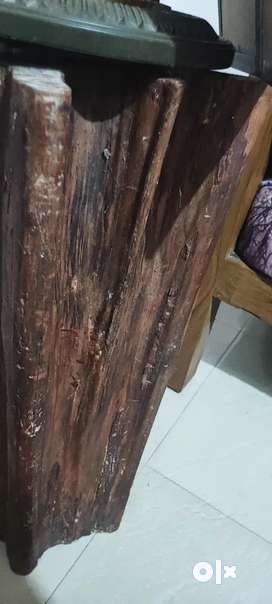 home decoration item teak wood sale asking price 5000 interested
