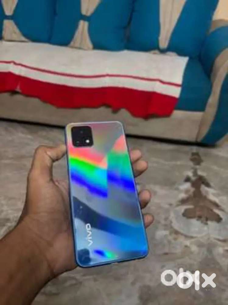 Vivo y725g